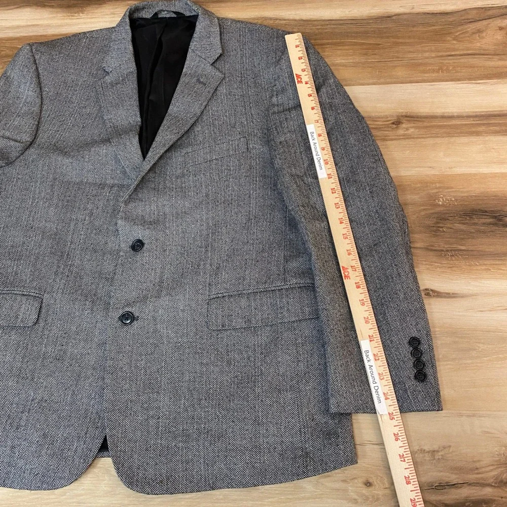 Jos A Bank Blazer 46R Herringbone Wool Sport Coat Mens 2 Button Gray